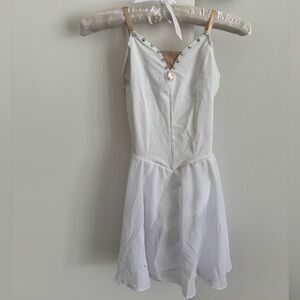 Elegant Girls’ White Dance Costume